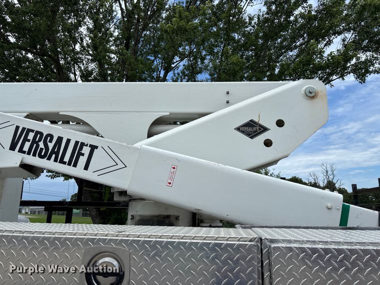 image for item FC1660 2016 Ford F550 Super Duty XL bucket truck