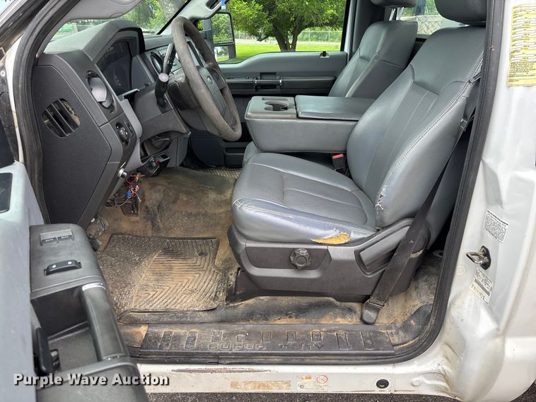 image for item FC1660 2016 Ford F550 Super Duty XL bucket truck