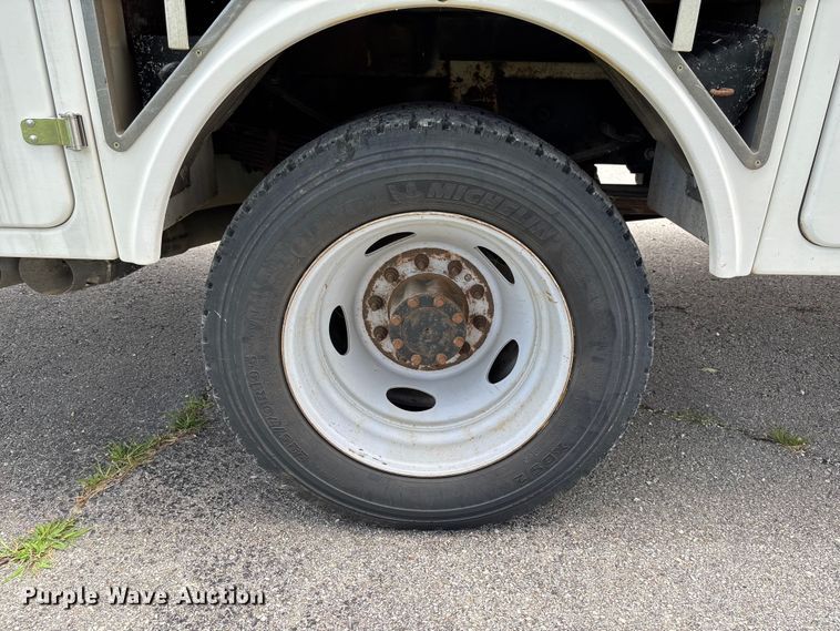 image for item FC1660 2016 Ford F550 Super Duty XL bucket truck
