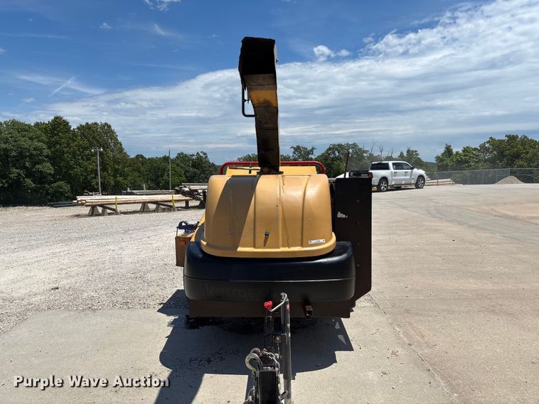 image for item FC1662 Vermeer BC1400 XL wood chipper