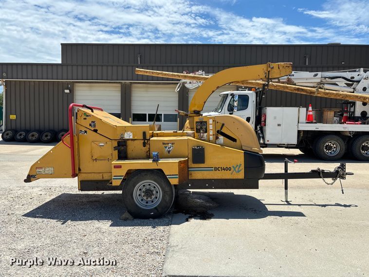 image for item FC1662 Vermeer BC1400 XL wood chipper