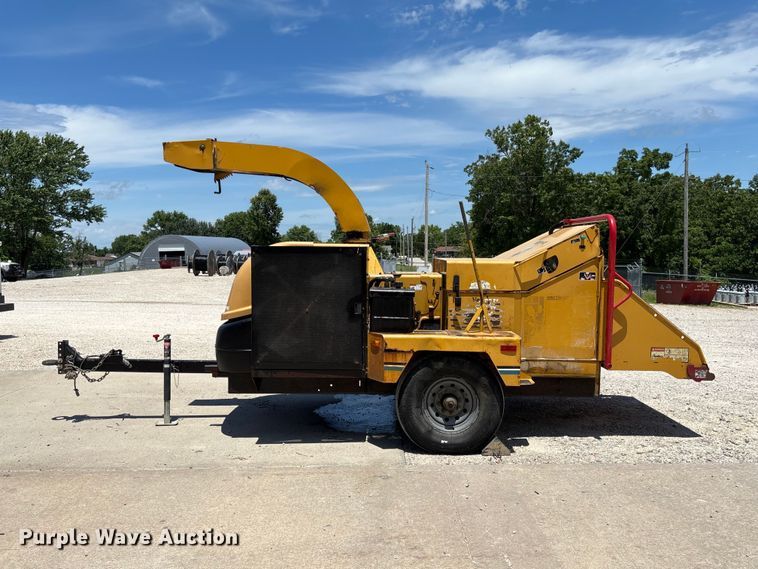 image for item FC1662 Vermeer BC1400 XL wood chipper