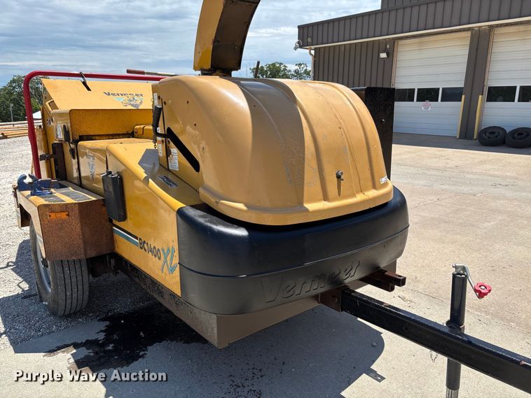 image for item FC1662 Vermeer BC1400 XL wood chipper