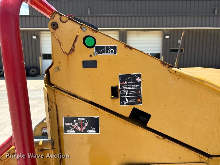 image for item FC1662 Vermeer BC1400 XL wood chipper