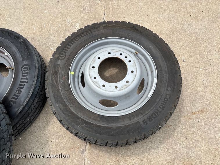image for item FC1666 (6) Continental HDR5 225/70R19.5 tires and wheels