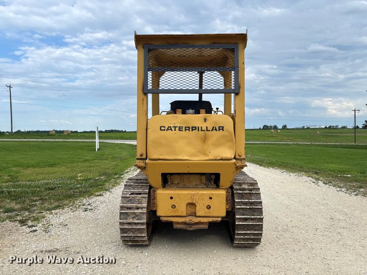 image for item FC1668 1974 Caterpillar 941B track loader