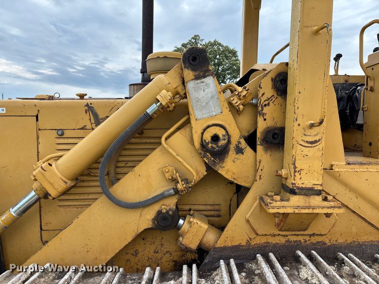 image for item FC1668 1974 Caterpillar 941B track loader