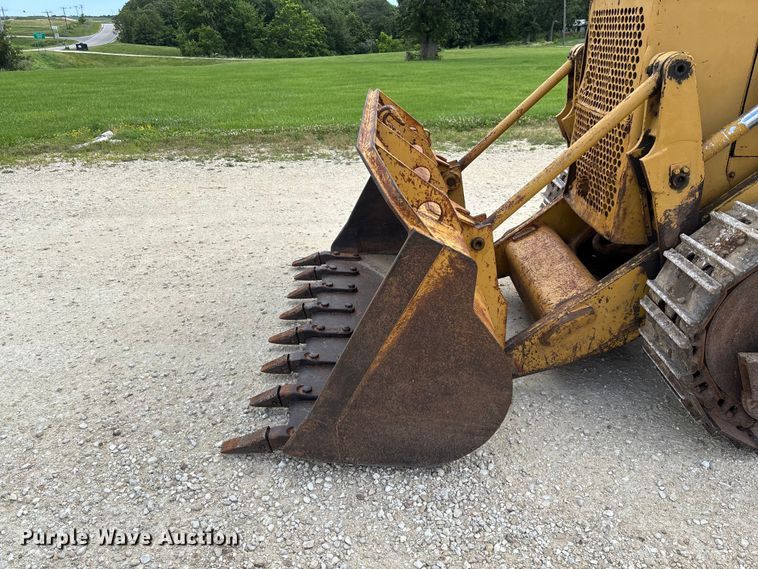 image for item FC1668 1974 Caterpillar 941B track loader