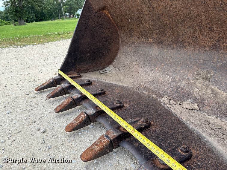image for item FC1668 1974 Caterpillar 941B track loader