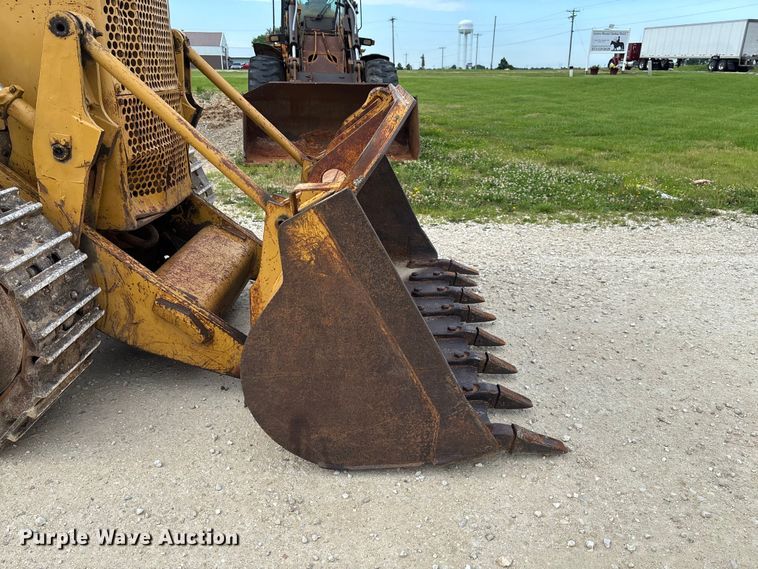 image for item FC1668 1974 Caterpillar 941B track loader