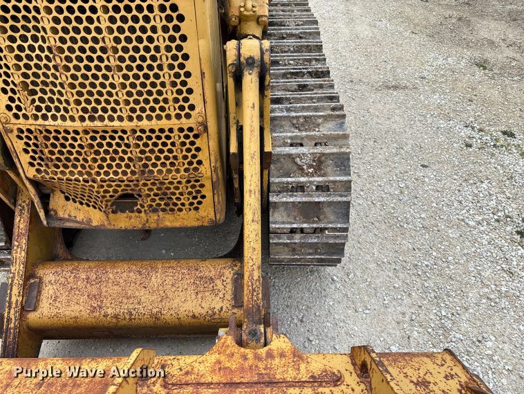 image for item FC1668 1974 Caterpillar 941B track loader