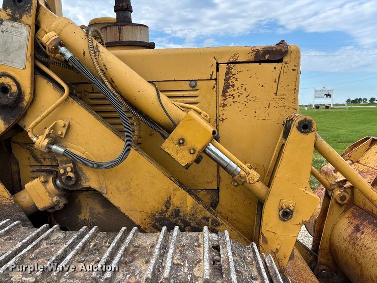 image for item FC1668 1974 Caterpillar 941B track loader