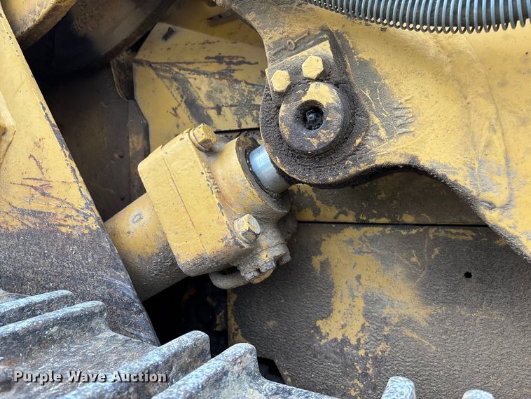 image for item FC1668 1974 Caterpillar 941B track loader