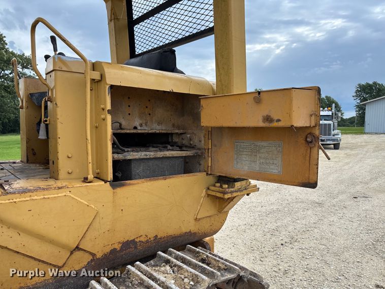 image for item FC1668 1974 Caterpillar 941B track loader
