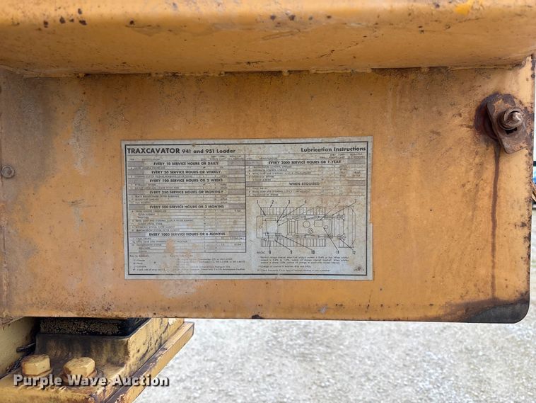 image for item FC1668 1974 Caterpillar 941B track loader