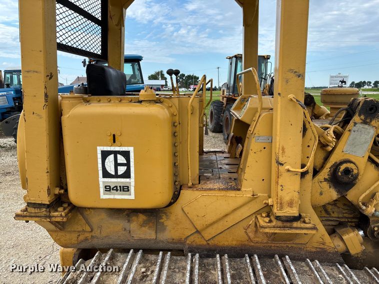 image for item FC1668 1974 Caterpillar 941B track loader