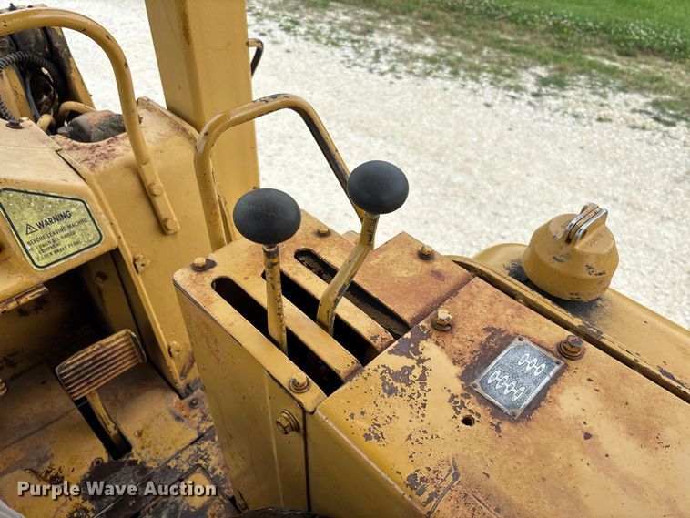 image for item FC1668 1974 Caterpillar 941B track loader