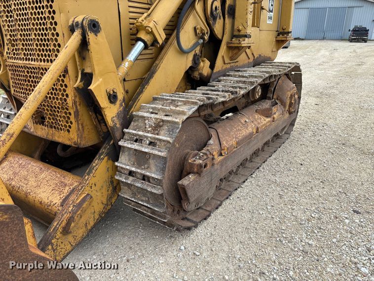 image for item FC1668 1974 Caterpillar 941B track loader