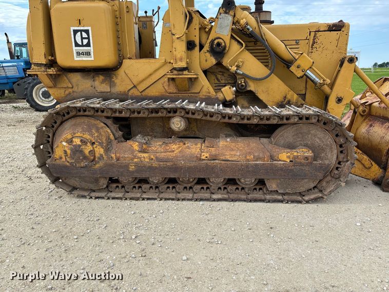 image for item FC1668 1974 Caterpillar 941B track loader