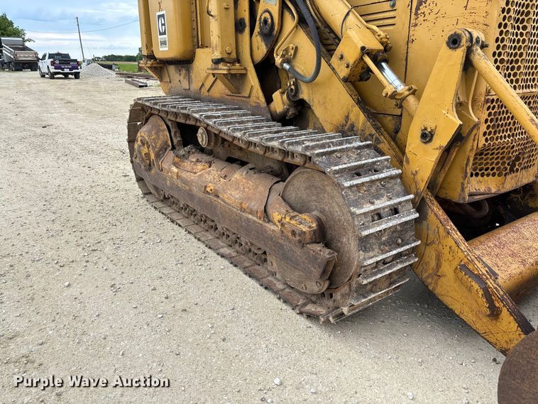 image for item FC1668 1974 Caterpillar 941B track loader
