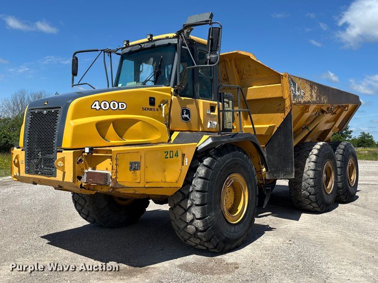 image for item FC1683 2011 John Deere 400D articulated haul truck