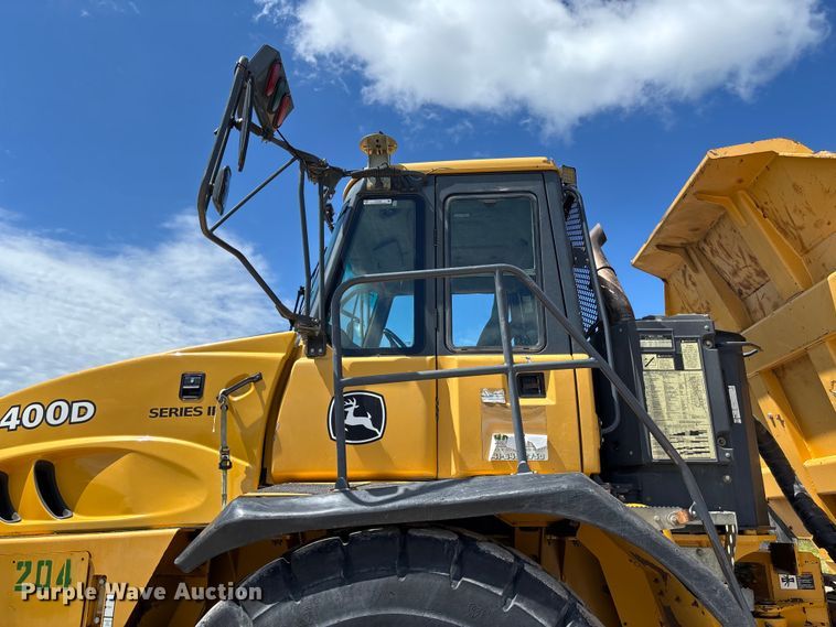 image for item FC1683 2011 John Deere 400D articulated haul truck