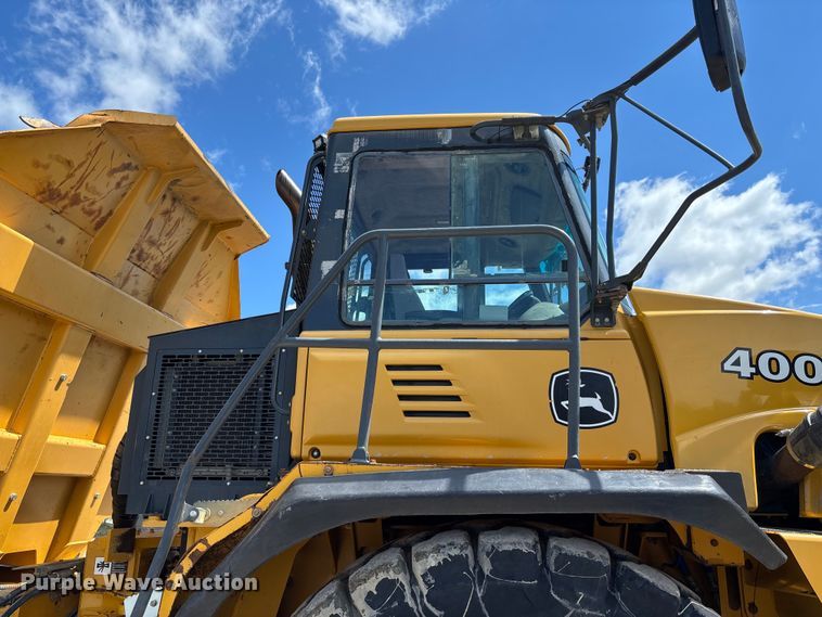 image for item FC1683 2011 John Deere 400D articulated haul truck