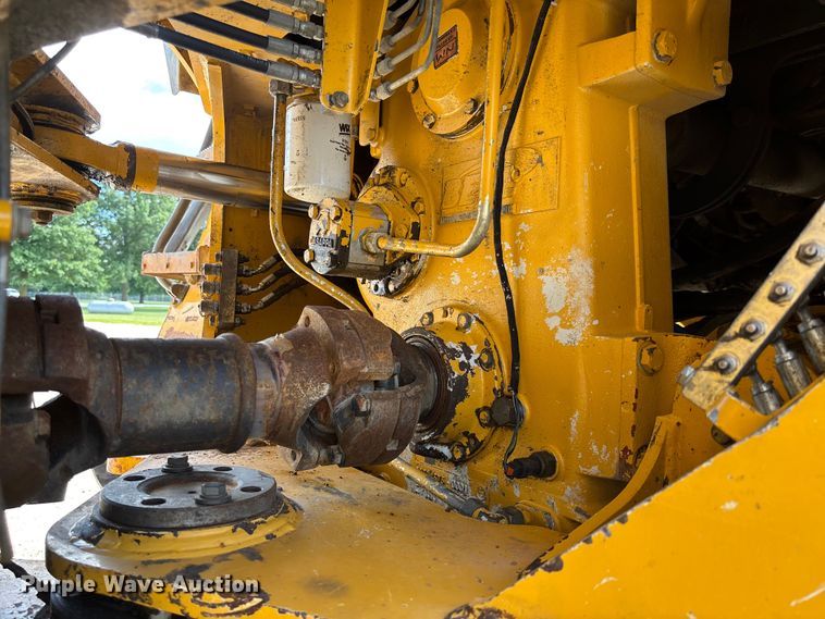 image for item FC1683 2011 John Deere 400D articulated haul truck
