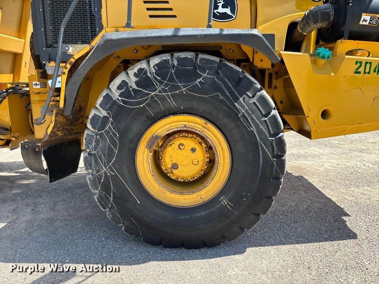 image for item FC1683 2011 John Deere 400D articulated haul truck