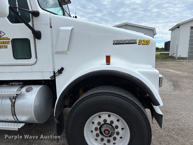 image for item FC1684 2007 Kenworth W900 dump truck