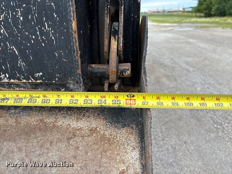 image for item FC1684 2007 Kenworth W900 dump truck