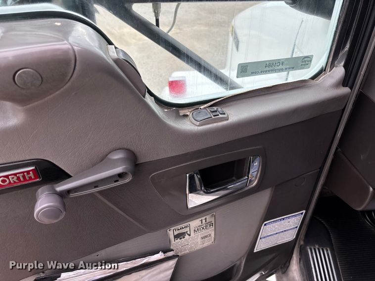 image for item FC1684 2007 Kenworth W900 dump truck