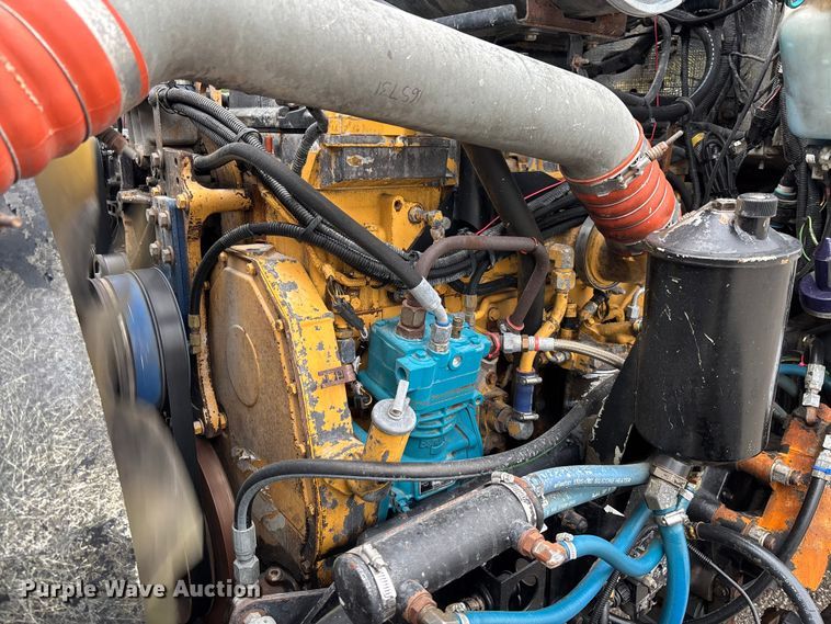 image for item FC1684 2007 Kenworth W900 dump truck