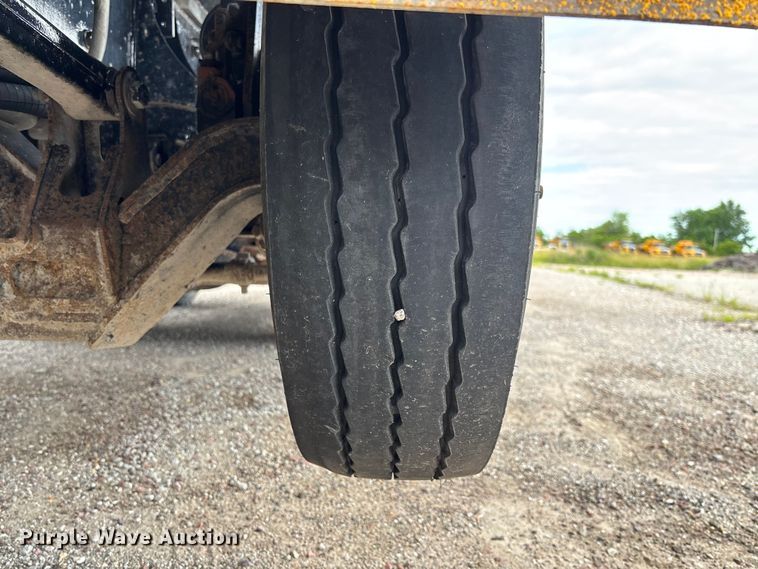 image for item FC1684 2007 Kenworth W900 dump truck
