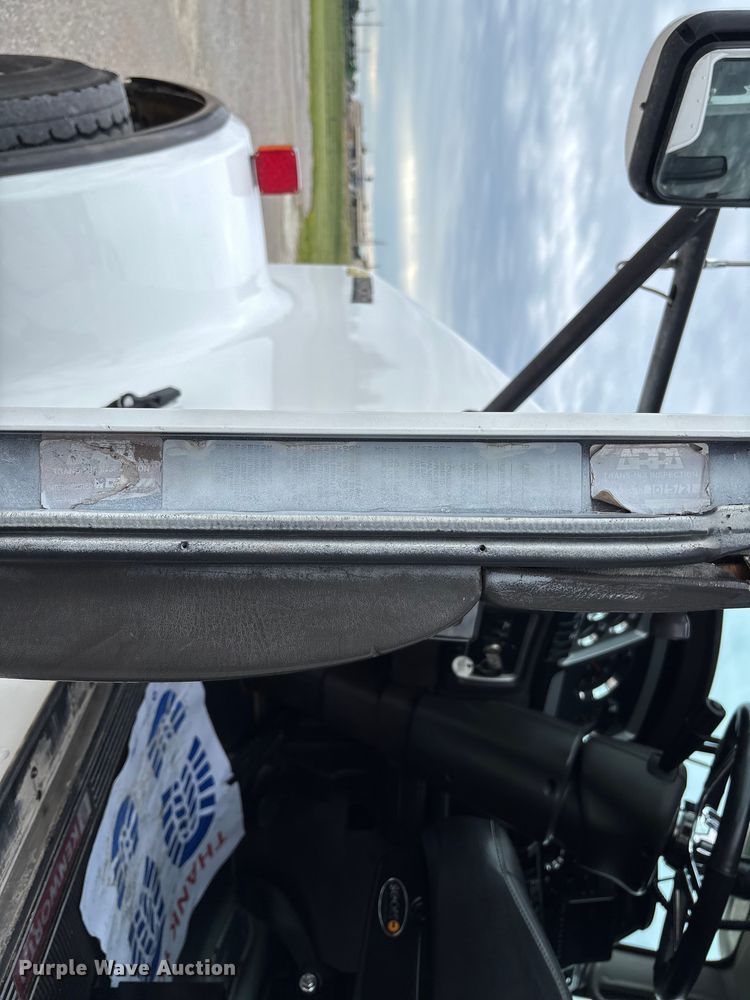 image for item FC1684 2007 Kenworth W900 dump truck