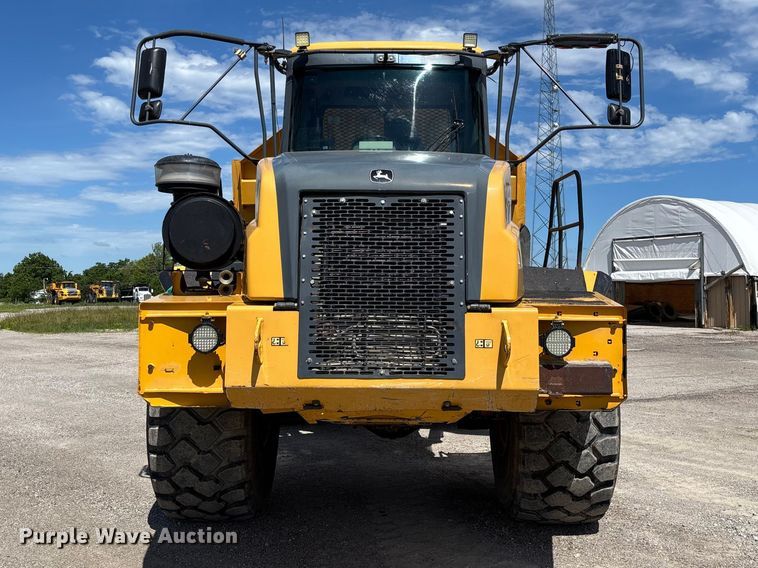 image for item FC1685 2011 John Deere 400D articulated haul truck