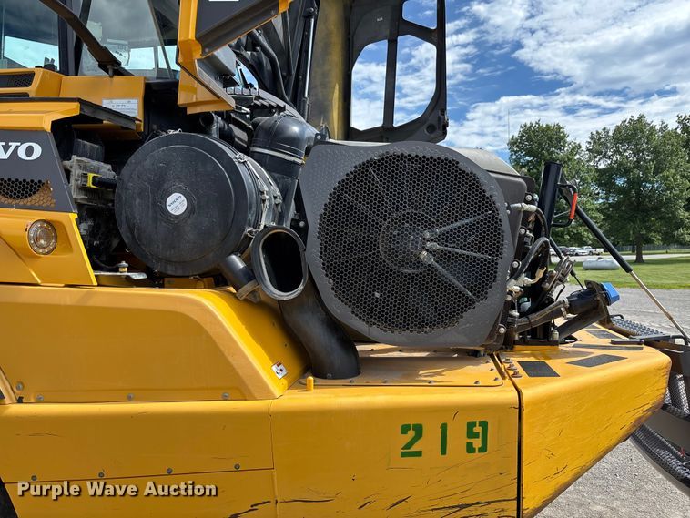 image for item FC1686 2019 Volvo A40G articulated haul truck