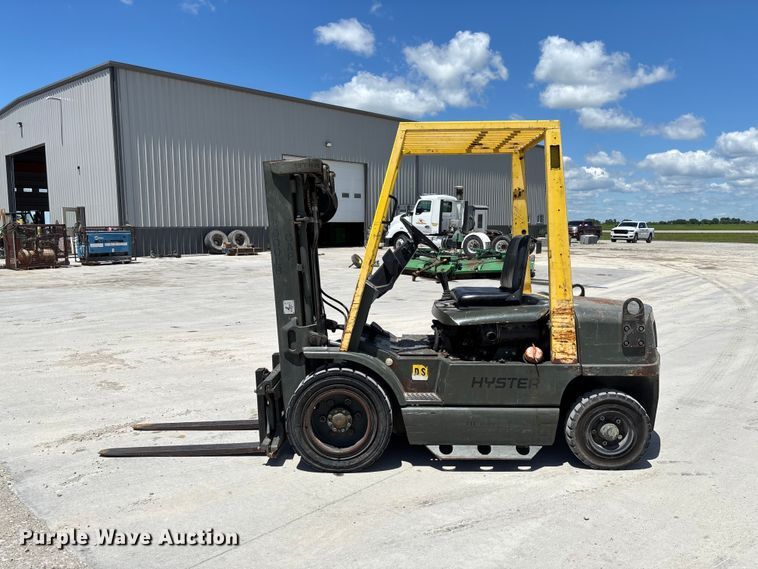 image for item FC1688 Hyster H40XM forklift