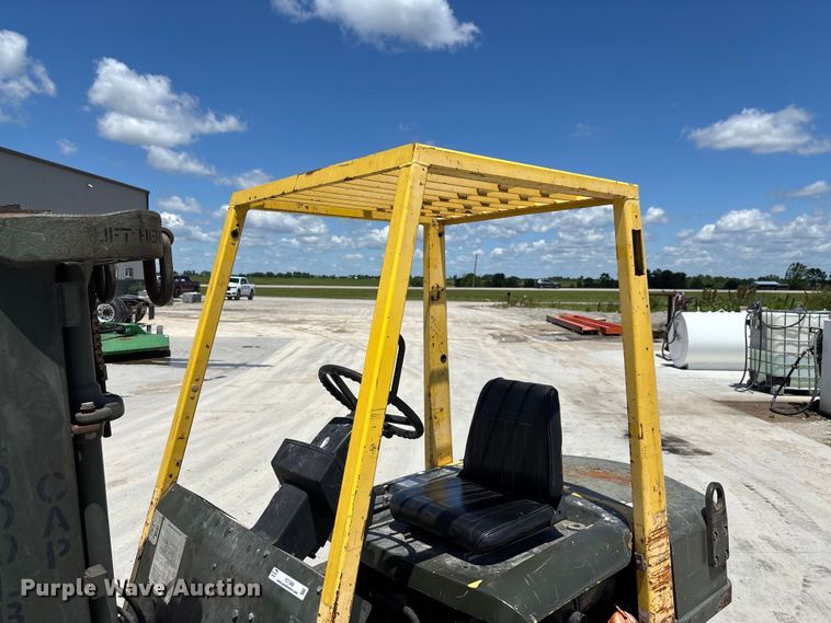image for item FC1688 Hyster H40XM forklift