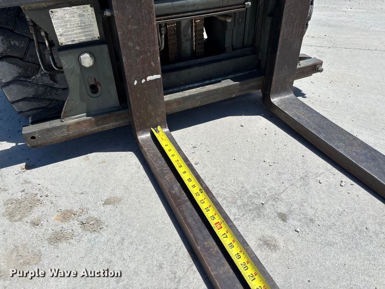 image for item FC1688 Hyster H40XM forklift