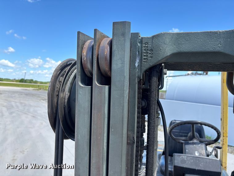 image for item FC1688 Hyster H40XM forklift