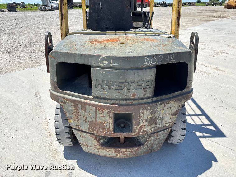 image for item FC1688 Hyster H40XM forklift