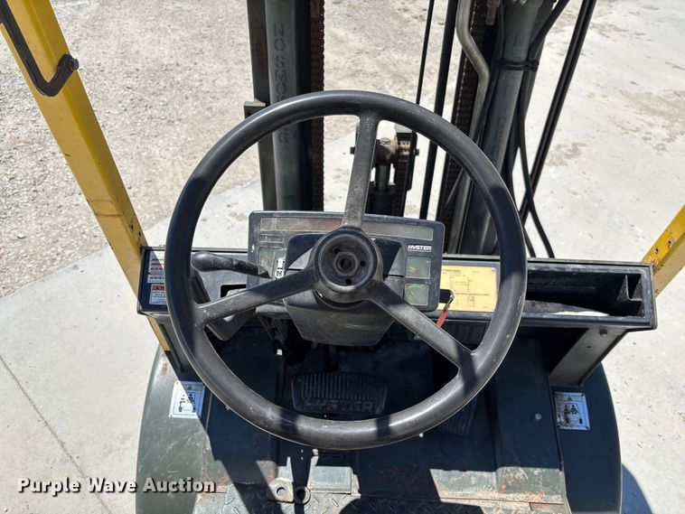 image for item FC1688 Hyster H40XM forklift