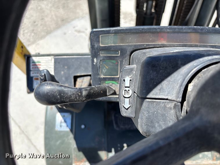 image for item FC1688 Hyster H40XM forklift