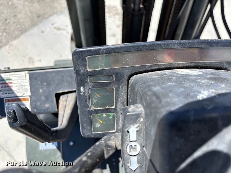 image for item FC1688 Hyster H40XM forklift