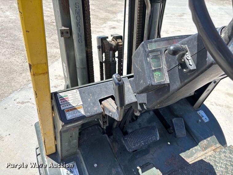 image for item FC1688 Hyster H40XM forklift