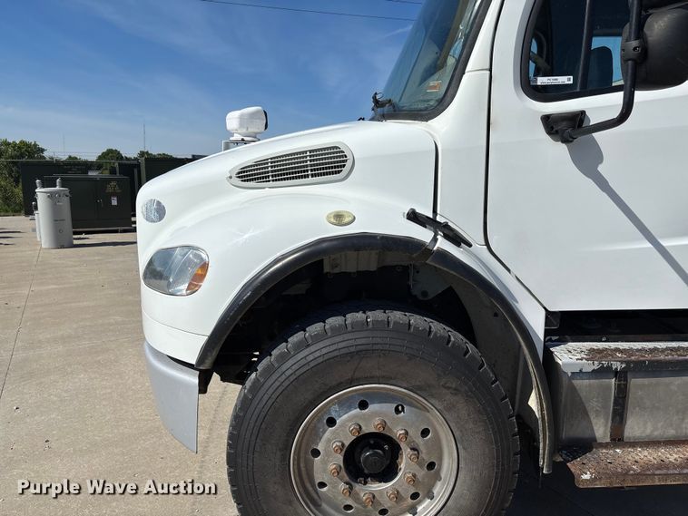 image for item FC1690 2017 Freightliner Business Class M2 bucket truck