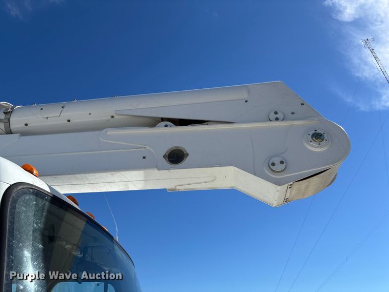 image for item FC1690 2017 Freightliner Business Class M2 bucket truck