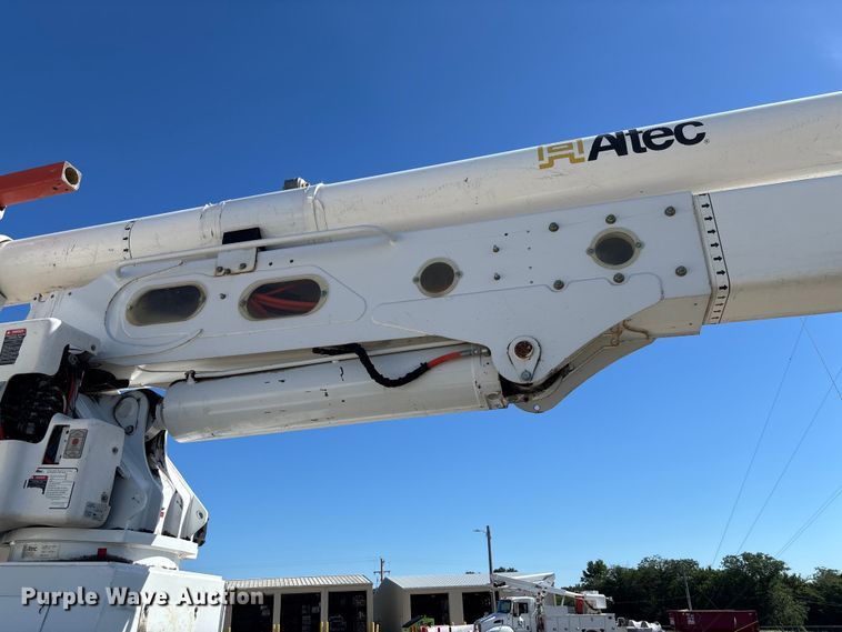 image for item FC1690 2017 Freightliner Business Class M2 bucket truck