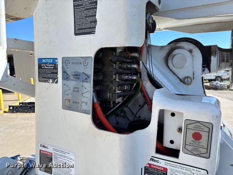 image for item FC1690 2017 Freightliner Business Class M2 bucket truck